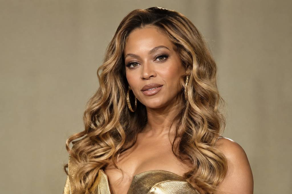 Beyoncé cheveux naturels : les secrets d’une chevelure iconique